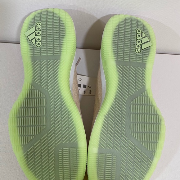 New Solar LT Training Adidas Shoes 10 - Picture 6 of 8